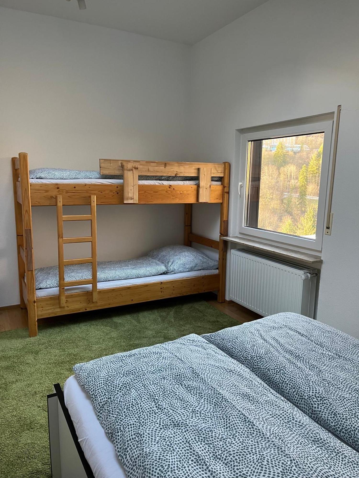 Апартаменты Penthouse Perfekt Fuer Teams, Familien Und Gruppen Бад-Мергентхайм Экстерьер фото